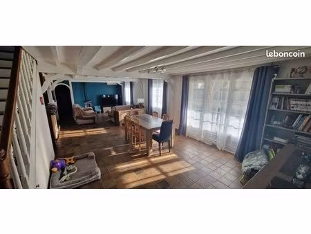 maison familiale 125 m² – 4 ch/bureau – garage double – quartier calme – neuilly-sous-cler