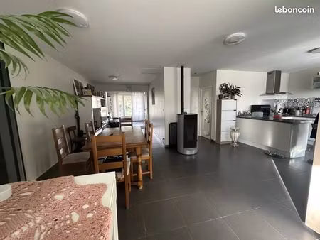 pavillon 5 pièces 105 m²