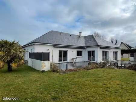 pavillon 6 pièces 147 m²