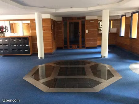 t2 dans belle résidence sécurisée