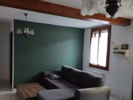 a loué appartement f2