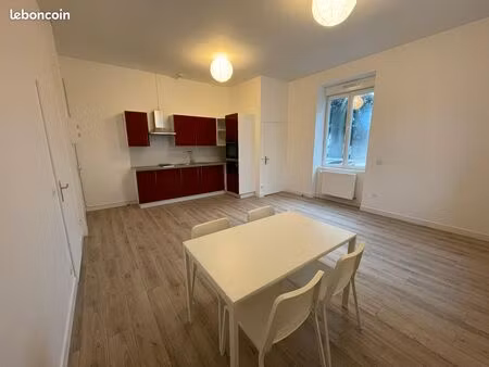 appartement t2 43 m²