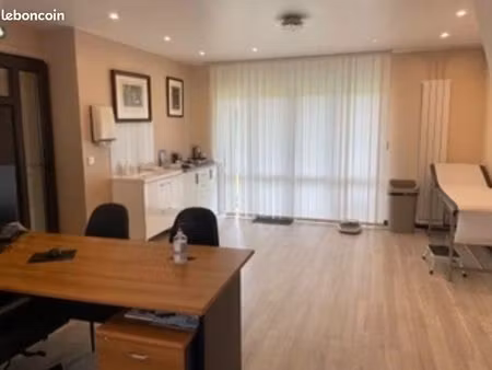 location cabinet - centre pluridisciplinaire – location temps complet