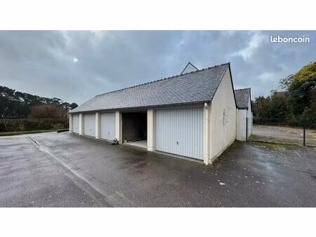 parking/box 14 m² carnac