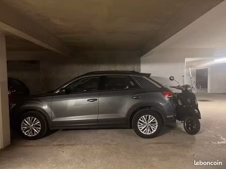parking bastille 12 m2