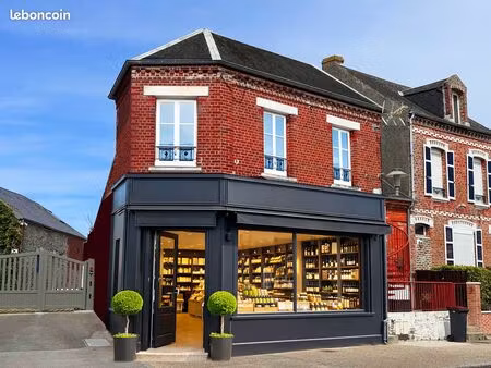 local commercial 80m2 - murs libres - tous commerces