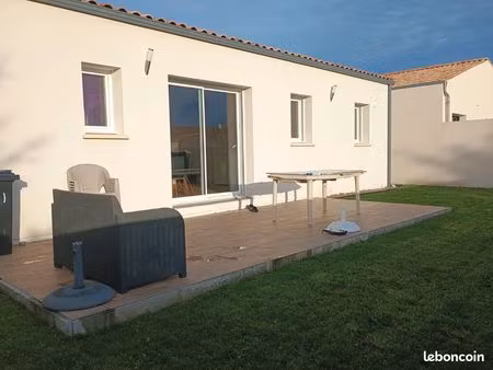 maison moins de 2 ans