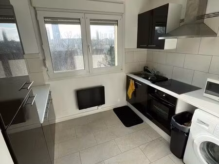 loue bel appartement f2