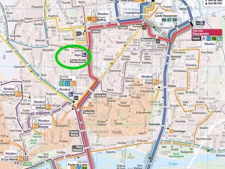 f4 avec ascenseur  parkings  proche tram  tours nord  rue chevalerie