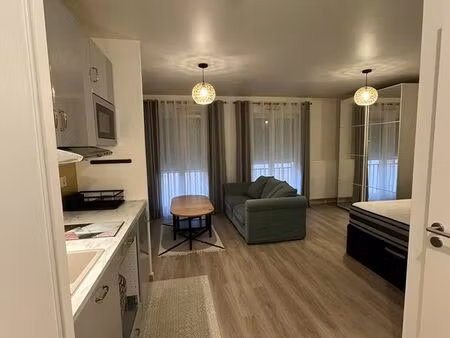 ? superbe studio meublé 30m2 - centre ville de villiers-sur-marne ?