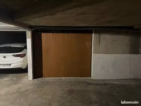 garage sécurisé 20m2