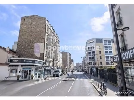 local commercial 112 m²