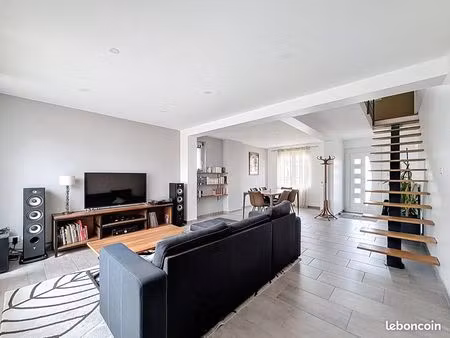 maison 4 pièces 118 m²