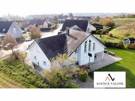 maison 6 pièces 225 m²