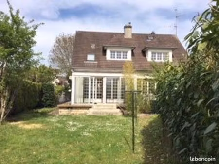 titre : maison avec jardin & véranda / dispo début mars