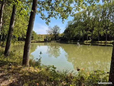 bois & plan d’eau joue les tours