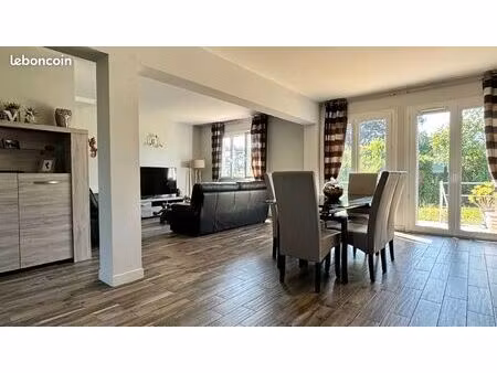 appartement 90 m² – jardin 303 m² – terrasse – garage