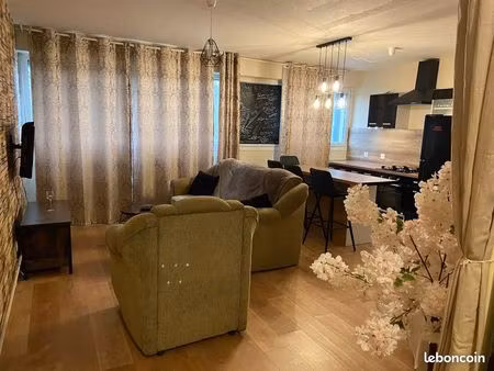 • appartement f3 rénové avec cuisine équipée – environnement calme