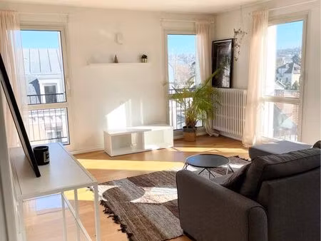 ? la varenne – triangle d’or – 70 m² meublé – dernier étage – rer à 3 min