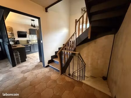 maison 6 pièces 133 m²