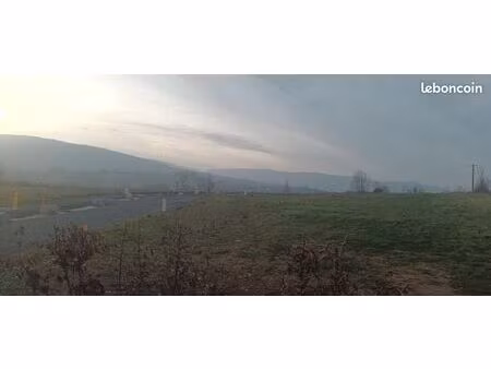 terrain 605 m² la roche vineuse