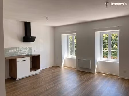 appartement t3 plein cœur de parthenay