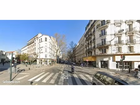 boutique 151 m² clichy