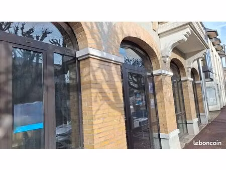 bureaux commerciaux 77m2 - centre ville - a louer