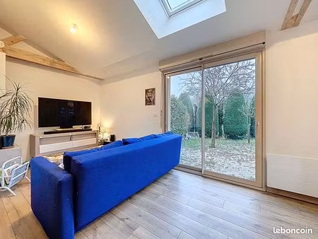 maison 5 pièces 101 m²