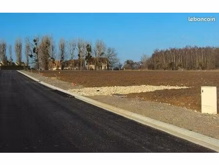 terrain 900 m² le plessis trevise
