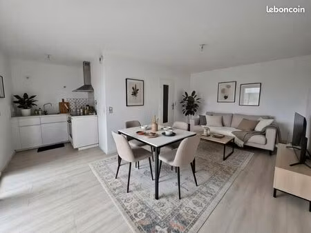 studio 1 pièce 31 m²