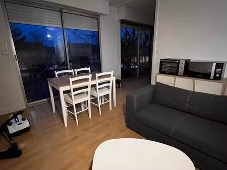t1 meublé 30 m² avec coin nuit – caudéran bordeaux – 770 cc