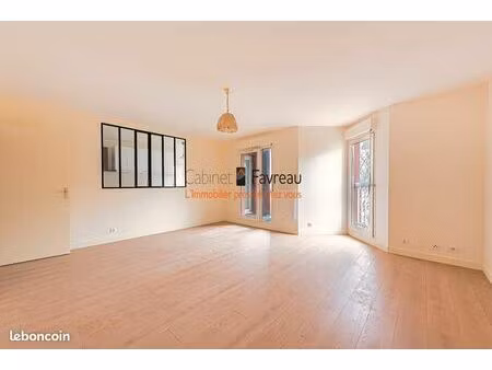 appartement 4 pièces 94 m²