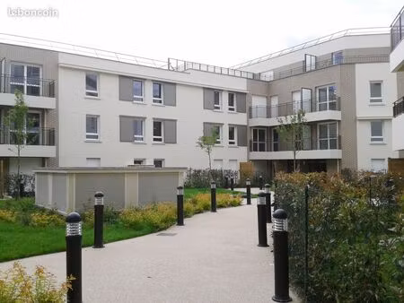 fontenay le fleury soleil levant