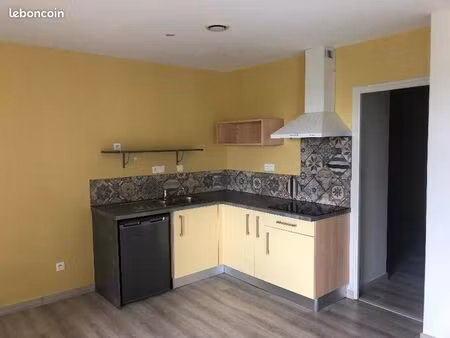 beau t2 thouars centre 40m2