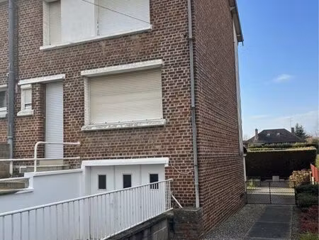 maison familiale avec grand terrain