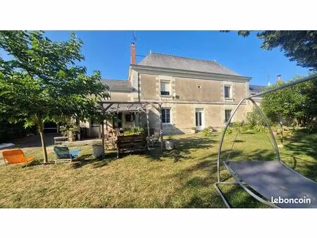 maison 5 pièces 196 m²