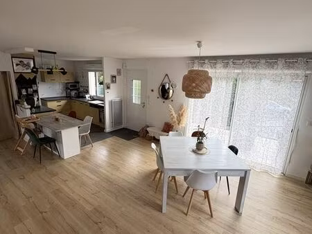 maison 6 pièces 121 m²