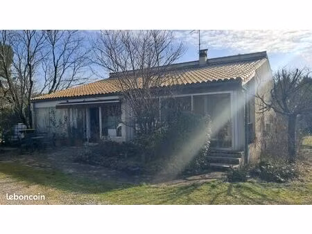 maison de 120 m² avec terrain de 2300 m²