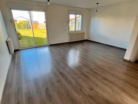 maison de ville 3 chambres – quartier calme et proche de toutes commodités