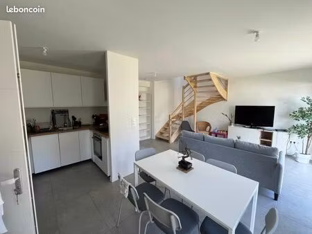 t4 (3 chbres) jardin  garage  plages et commerces