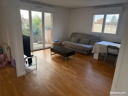 appartement f2 lagny sur marne (quai de marne)