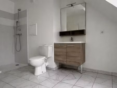 appartement face a la gare cergy pontoise