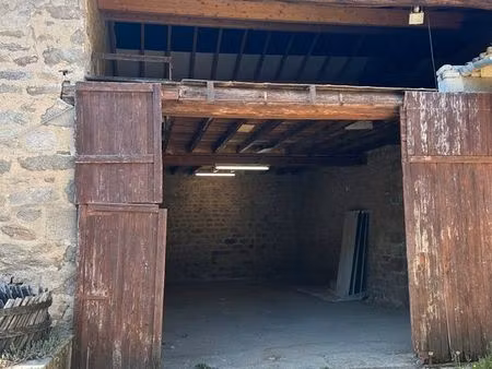 dépendance en pierre sur 2 niveaux – 90 m² au sol – zone d’activité dynamique – mornant (6