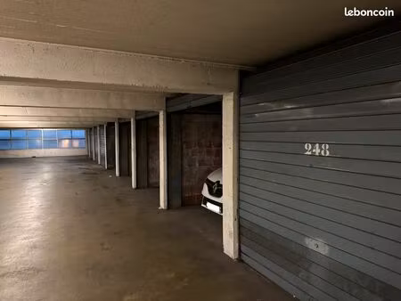 garages box sécurisés (3 garages disponibles) - centre deux