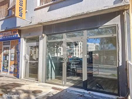 local commercial 39 m² fresnes