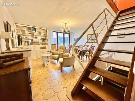 maison 4 pièces 77 m²