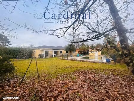 maison 9 pièces 150 m²