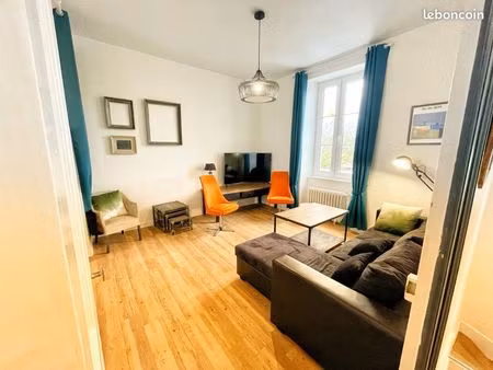 apparemment standing jeunes actifs/étudiants