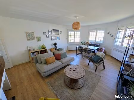 maison quartier des arènes